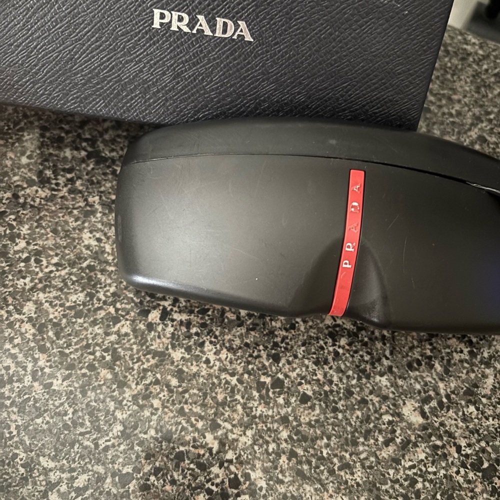 Prada Linea Rossa sunglassess - Picture 2 of 8